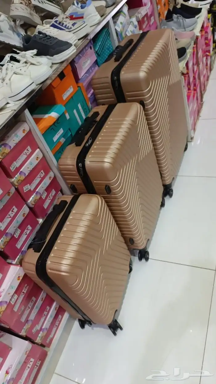 اطقم شنط سفر بسعر مخفض 3