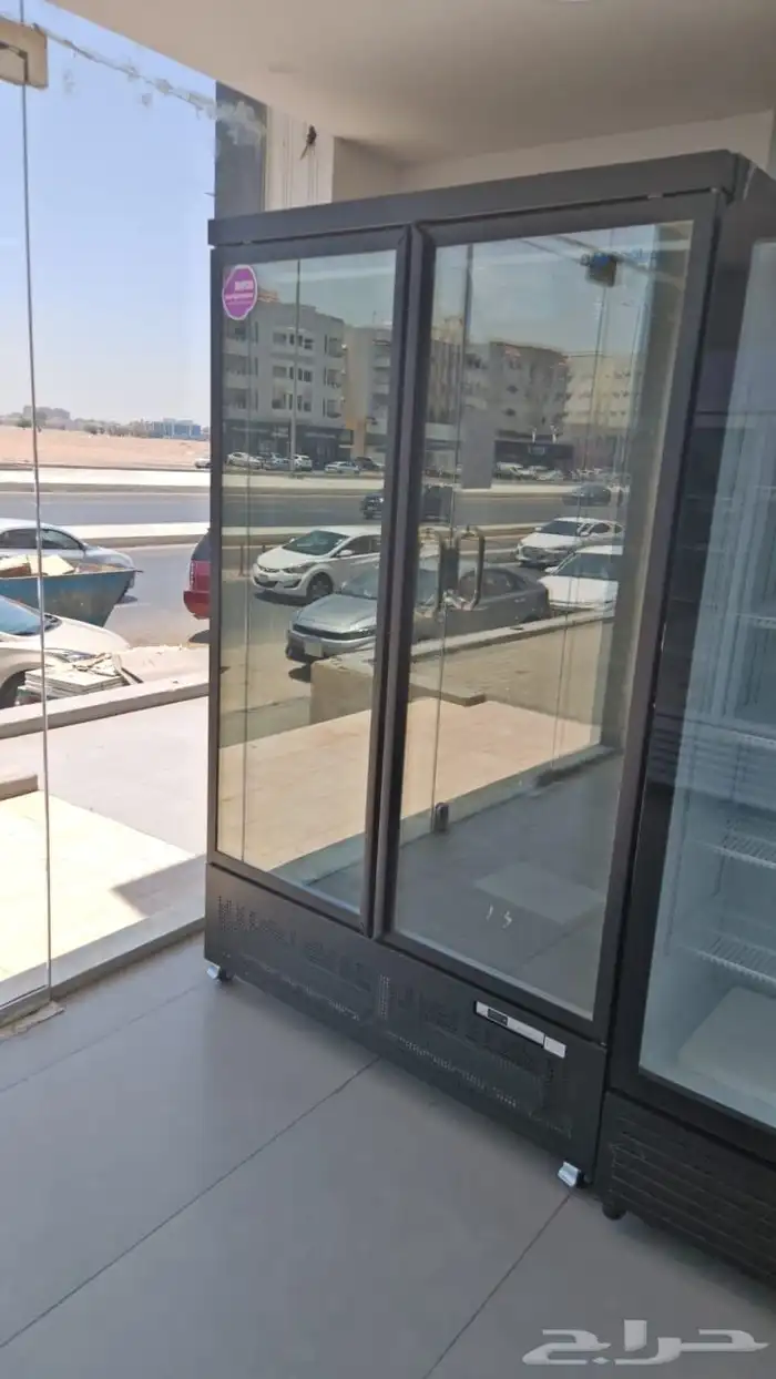 تصنيع ثلاجات العرض وغرف التبريد وأعمال الستيل 0