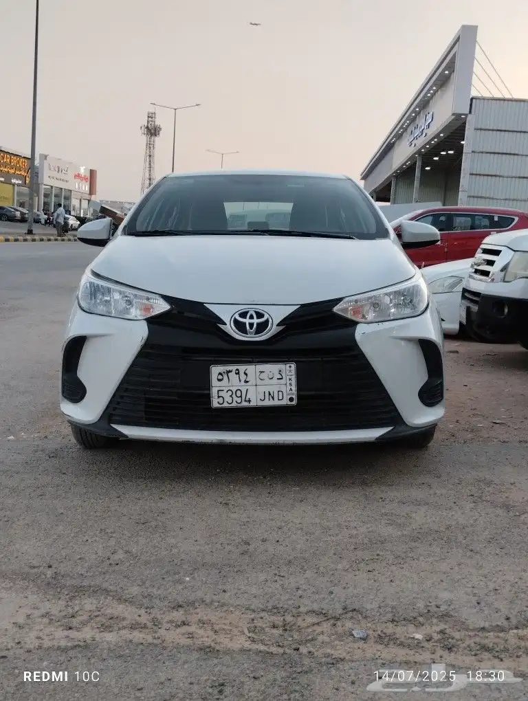TOYOTA. YARIS.2021 .Y 7