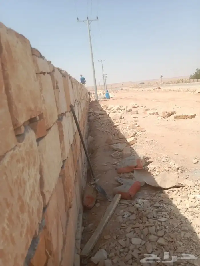 نعمل في مجال بنا الحجر 0