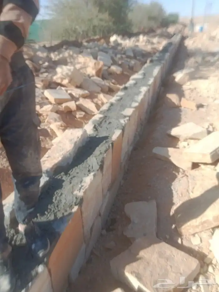 نعمل في مجال بنا الحجر 6