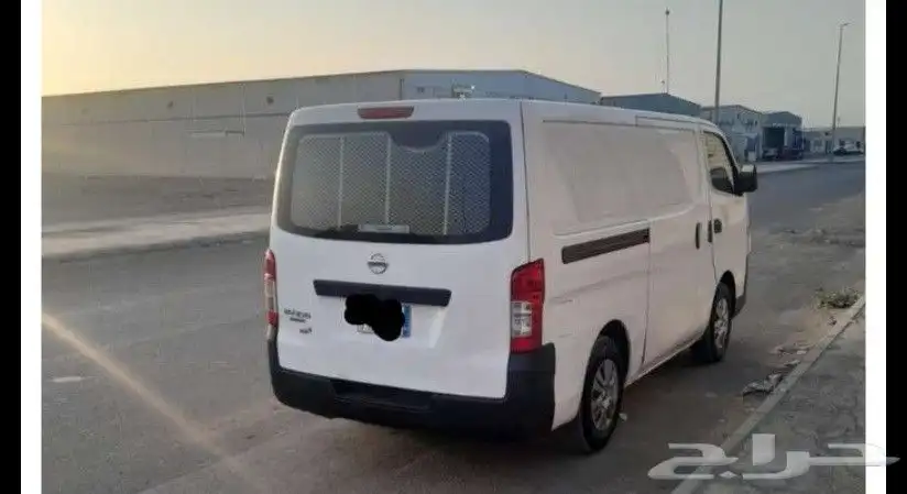 باص نيسان اورفان موديل 2020 ديزل ماشي 450الف ك جدة الخمرة 4