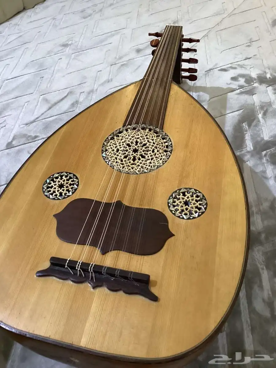عود موسيقى 1