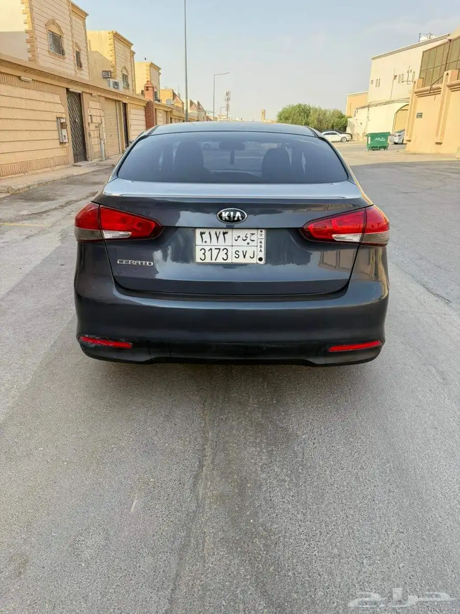 كيا سيراتو موديل 2017 3