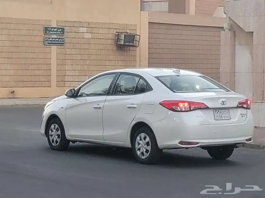 يارس تويوتا 4