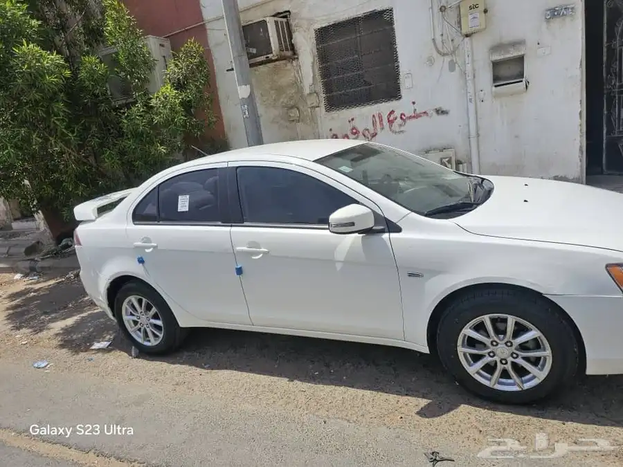 لانسر قرش فئه GLS للبيع قير اتوماتيك بنزين دبل ممشى 263كم 5