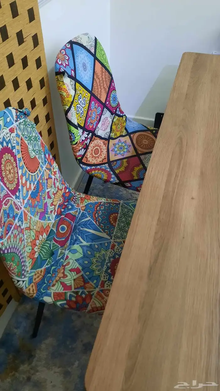 طاولة طعام عدد 6 مقاعد لبيع 4