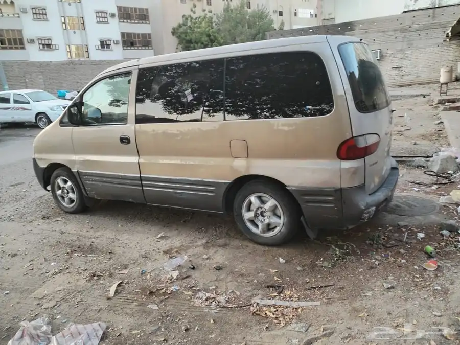 هيوانداي إتش ون 2004 للبيع 3