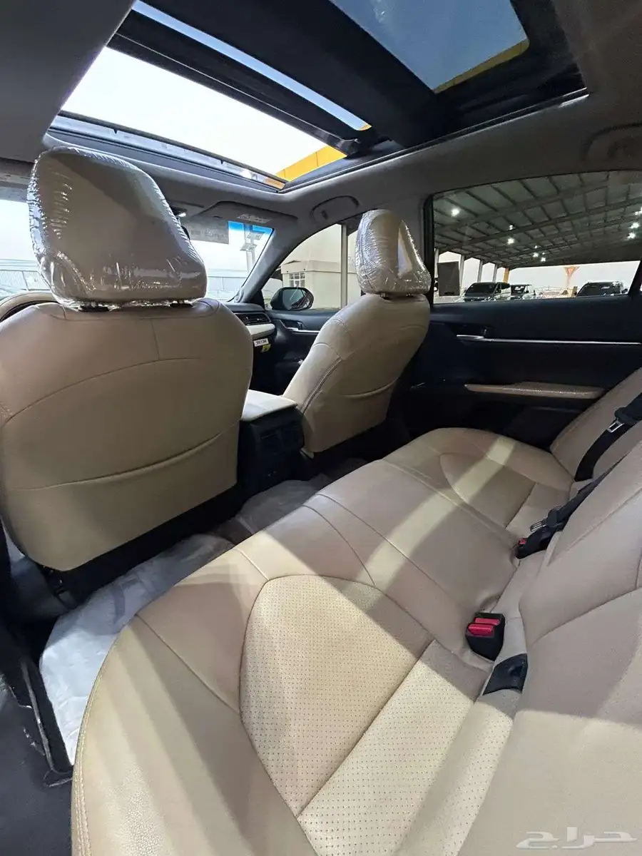 تويوتا كامري 2019 فل كامل (بنزين) 2.5L 9