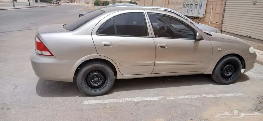 نيسان صني 2010 2