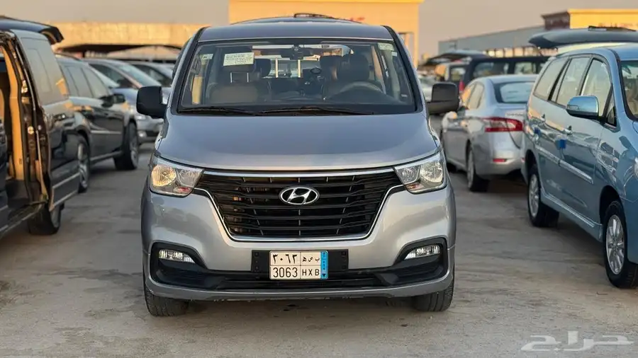 هونداي فإن اتش ون موديل 2018 ديزل 17