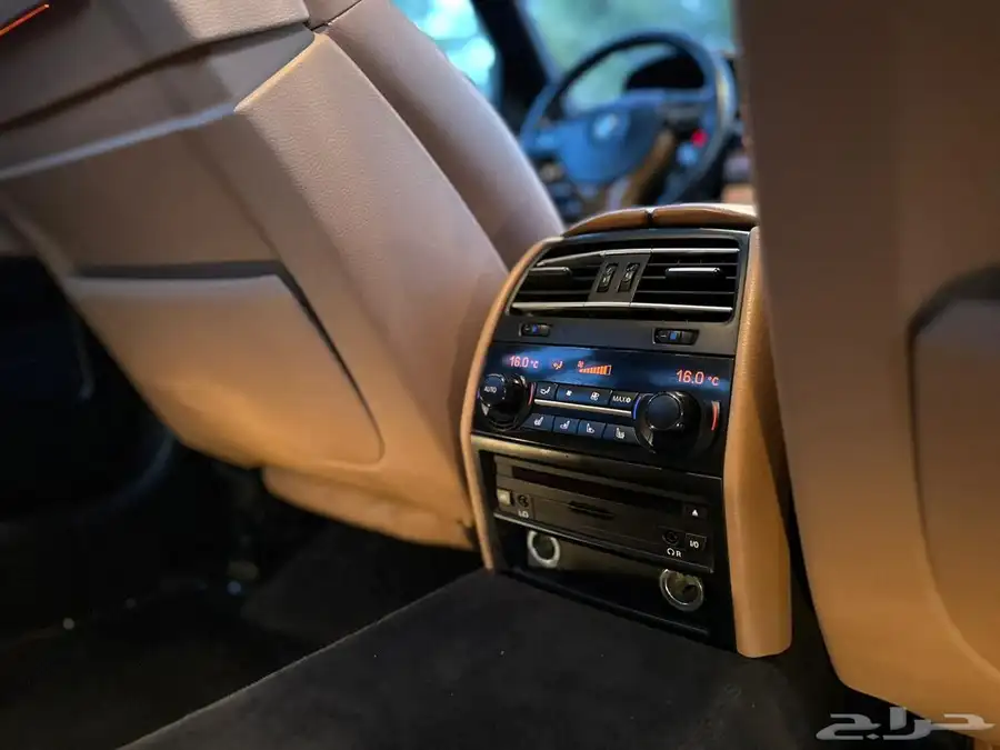 بي ام دبليو 750i 30