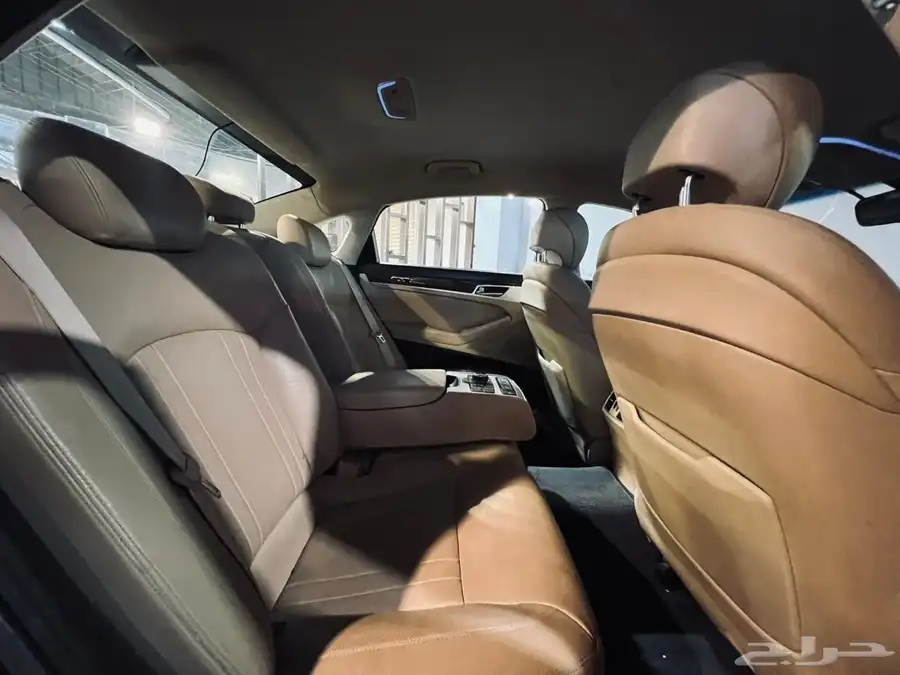 جنسس 2019 G80 V6 بحاله ممتازه ماشاء الله 13