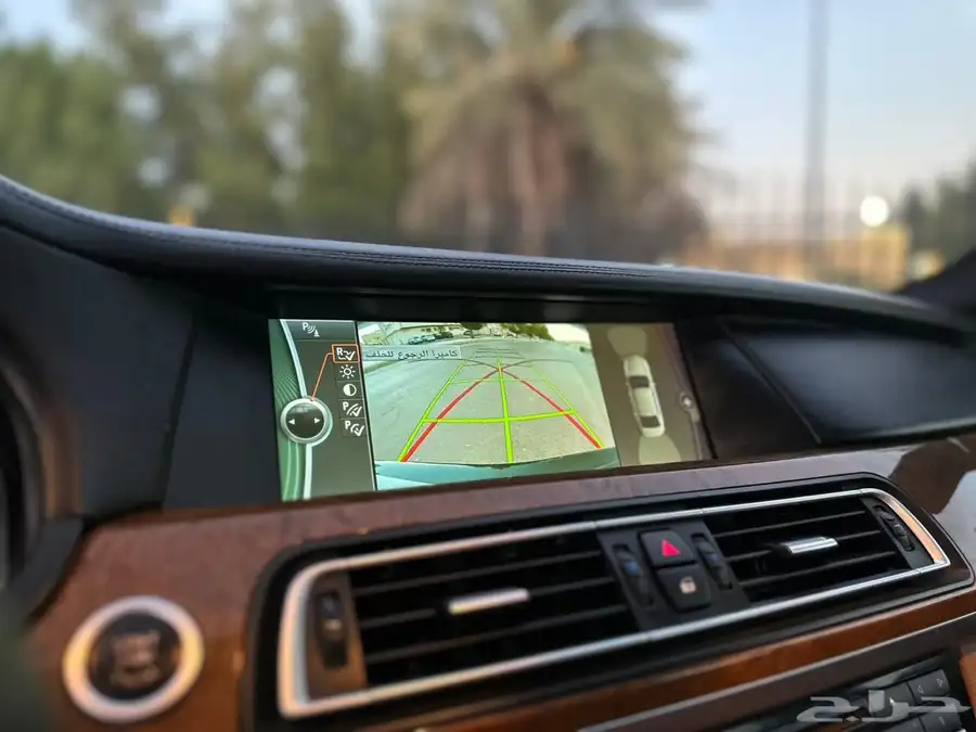 بي ام دبليو 750i 37