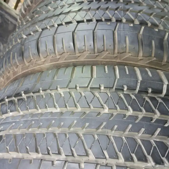 كفرات برجستون ياباني مقاس 275 60 20 8