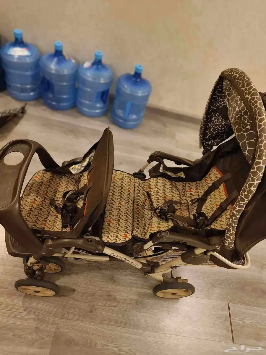 عربية أطفال مناسبه لطفلين اثنين 2