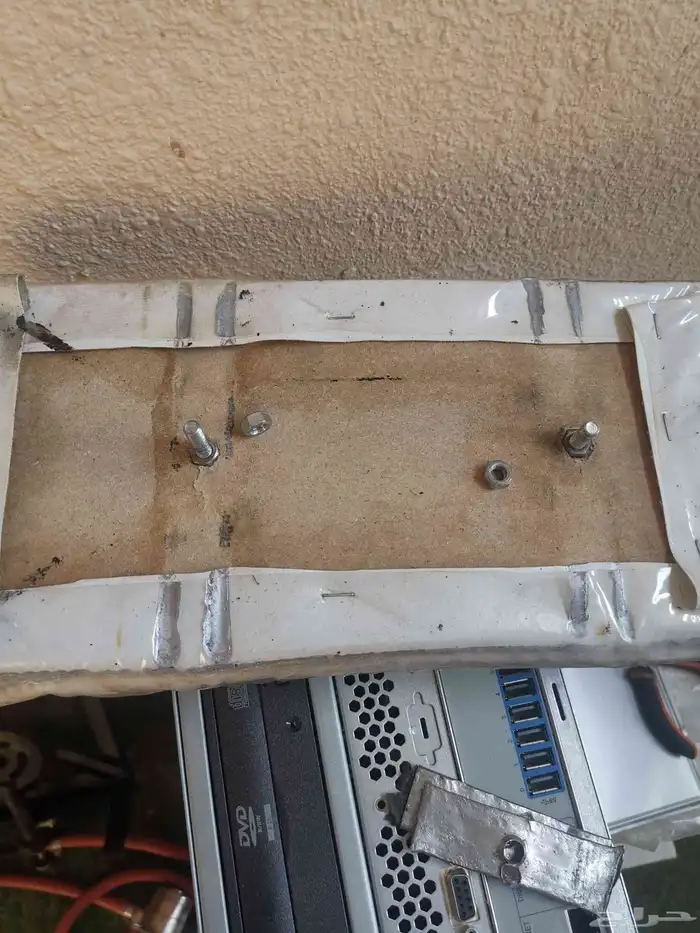 للبيع مقعد خلفي حق رامبو او للبدل بي مقعد خلفيه اصليه اسود 0