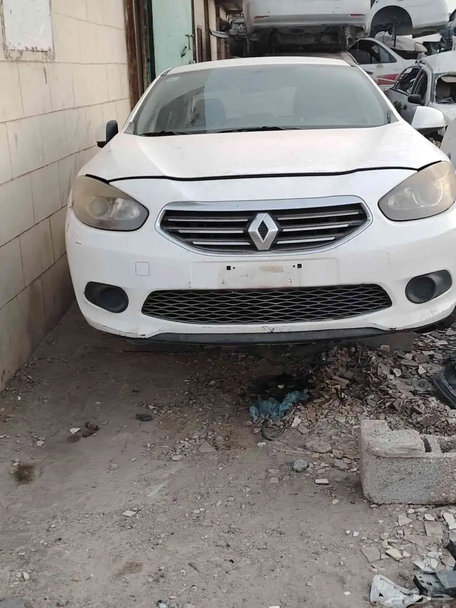 يوجد لدينا تشليح رينو فلونز موديل 2014 1