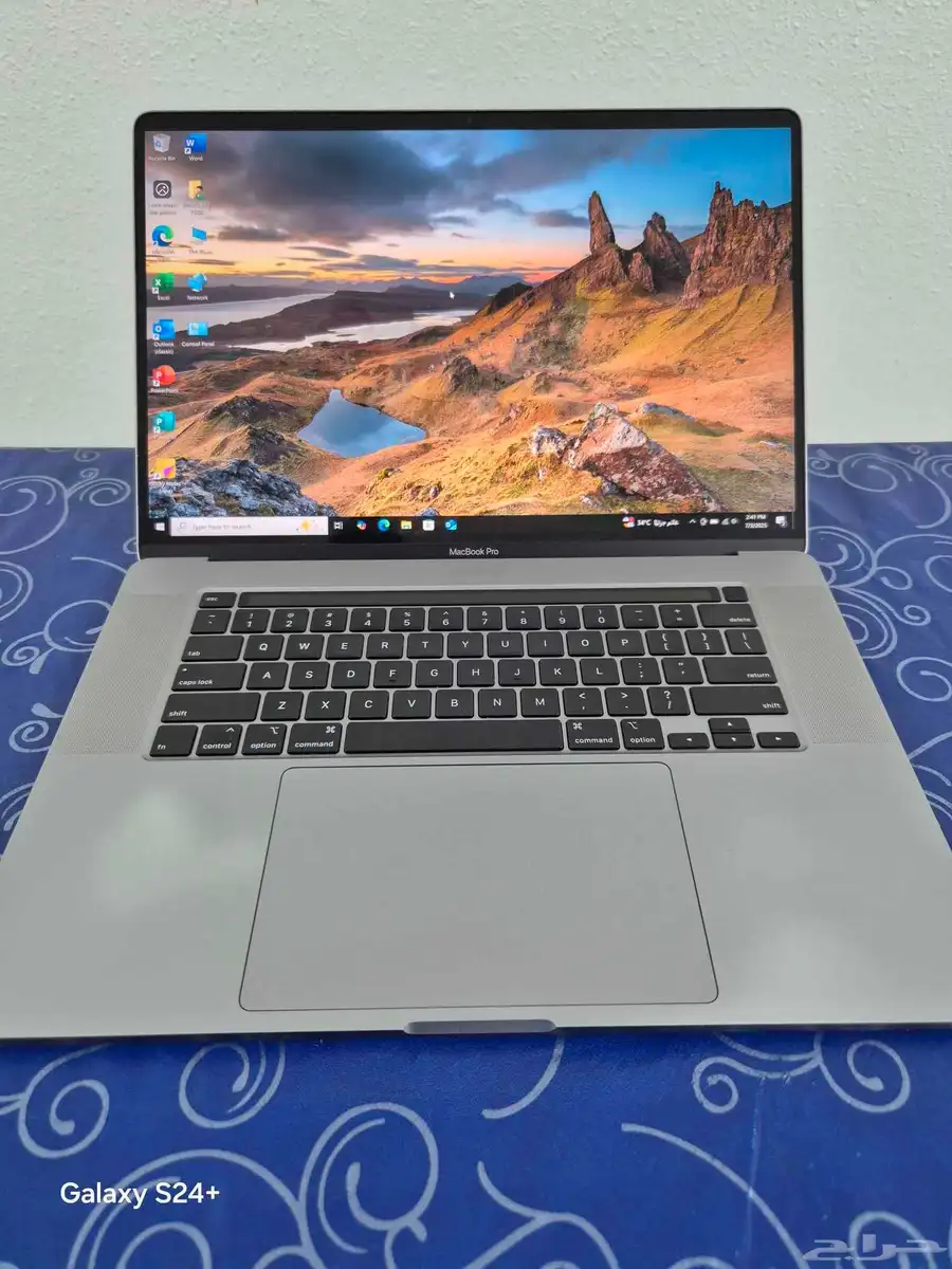 Apple MacBook Pro A2141 (16 ) Core i9 (8-Core  2.4 GHz 5