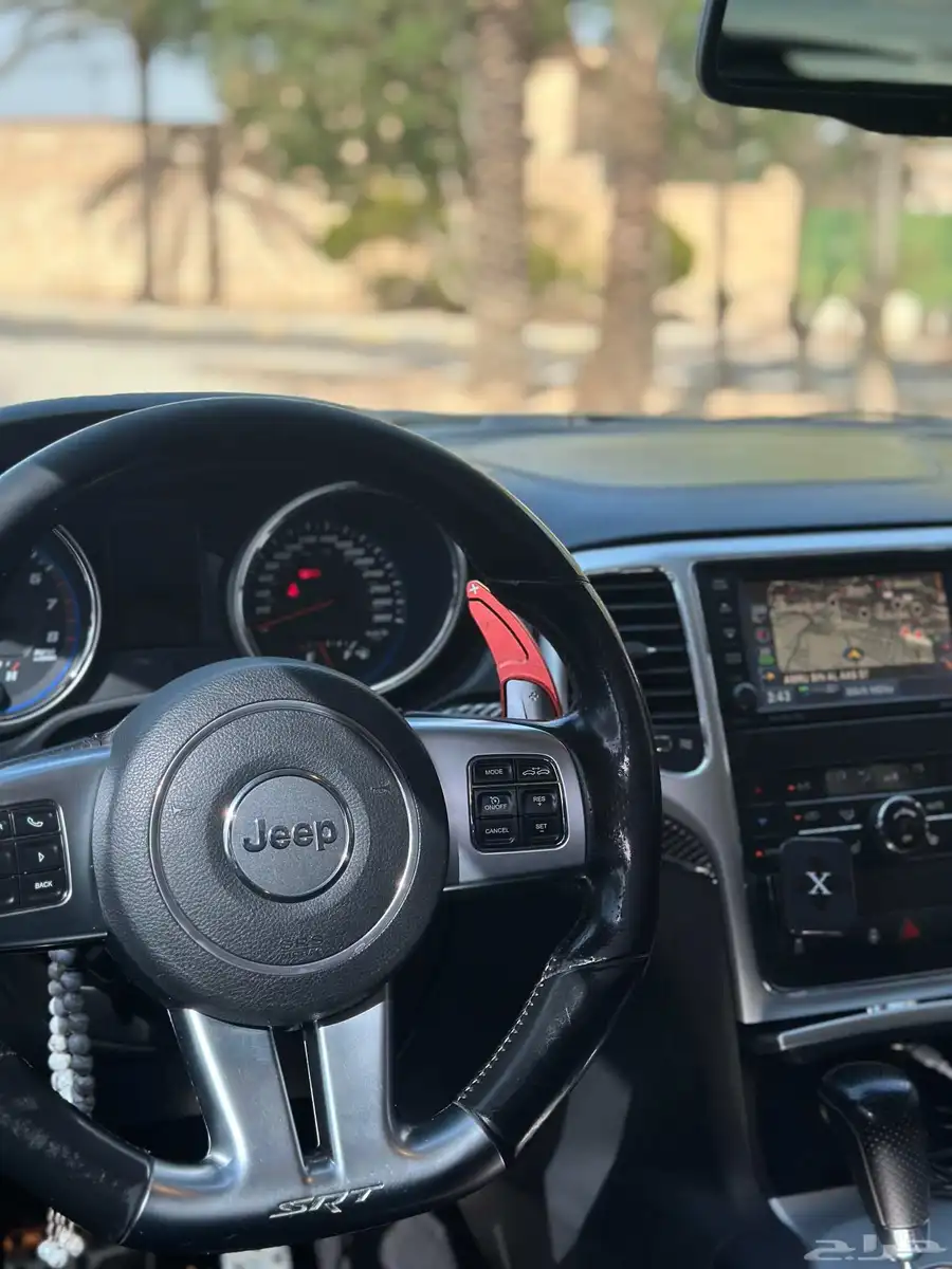 جراند شيروكي srt 2013 3