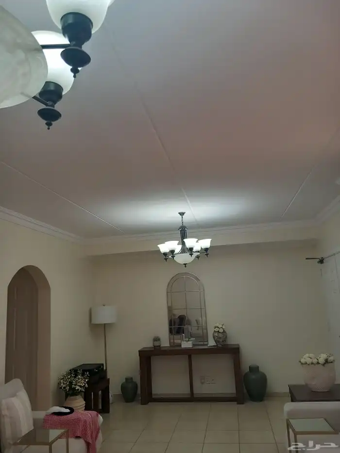 للبيع فله بحي الخزامى بناء شركه السويدي مساحه 438 متر 2