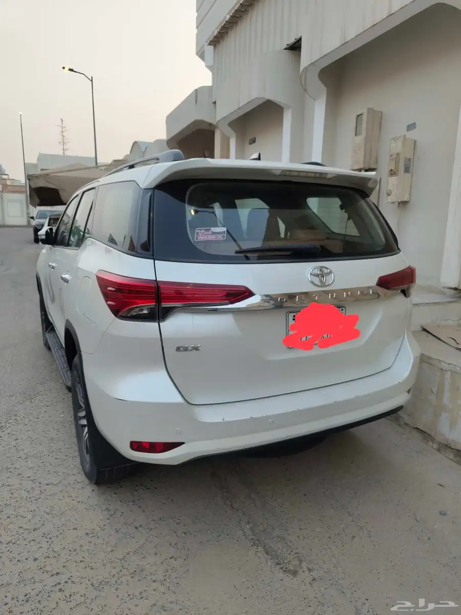 TOYOTA FORTUNER 2017 4