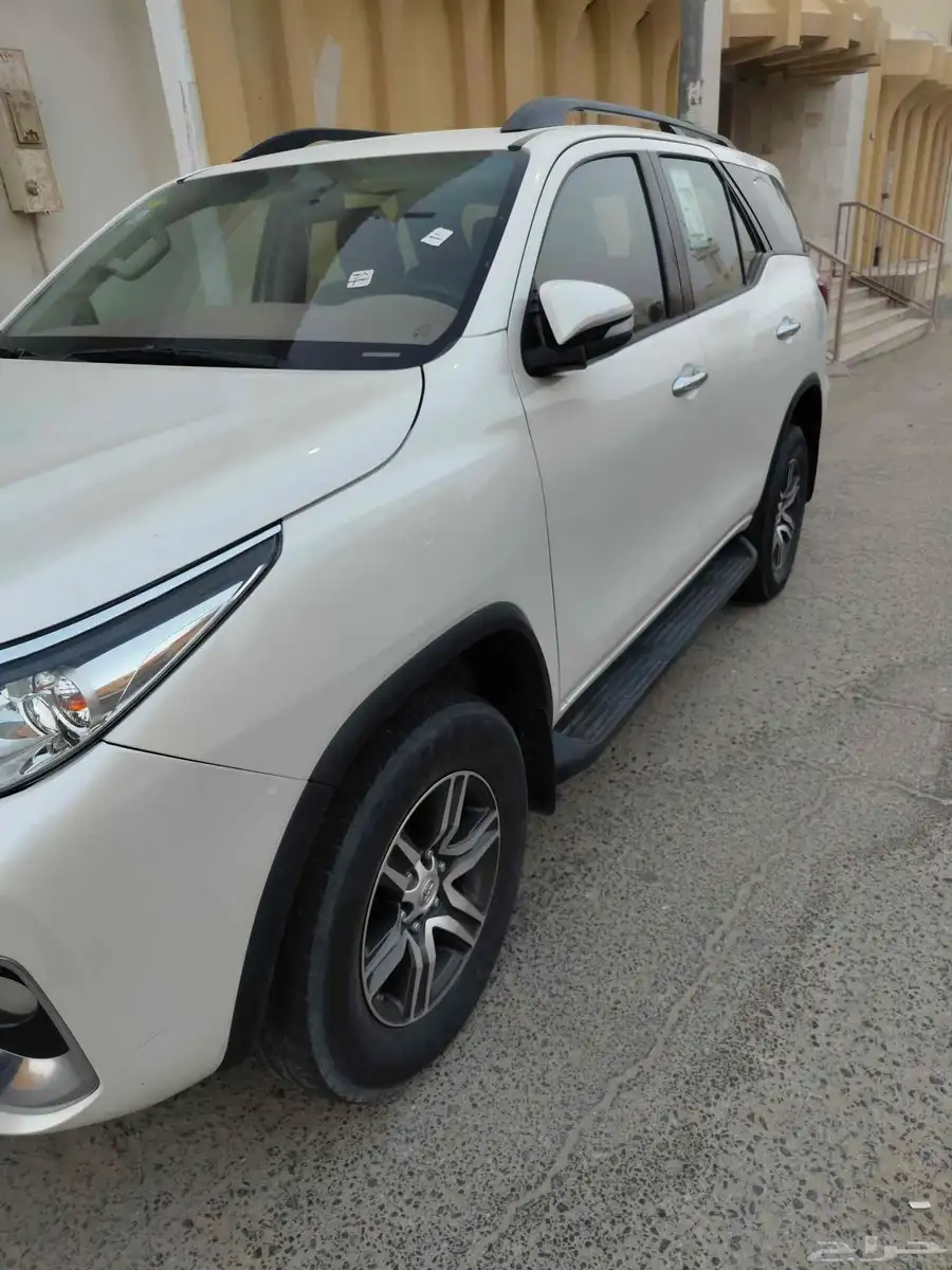 TOYOTA FORTUNER 2017 2