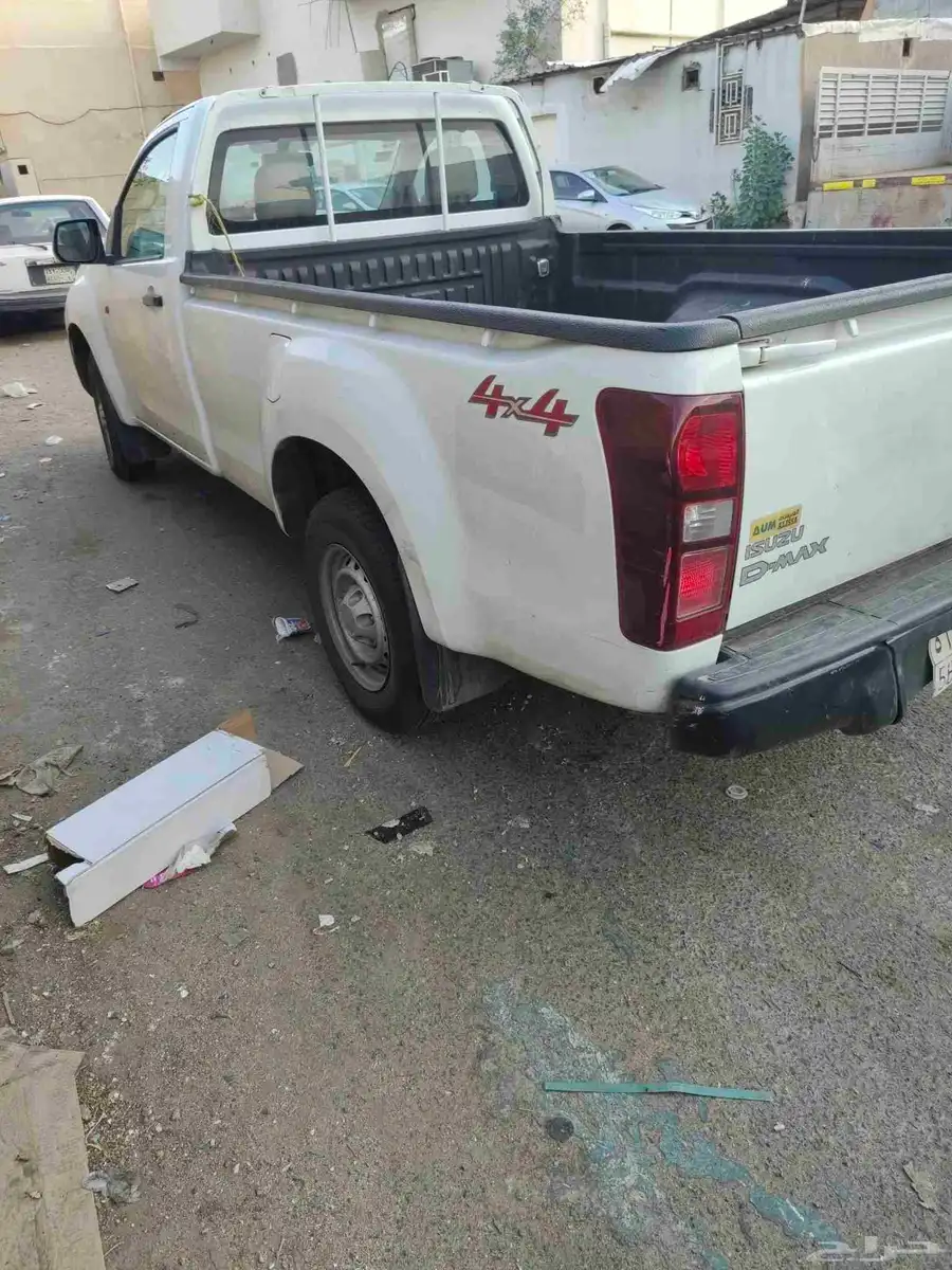 ايسوز 2020 دفع رباعي ممشي 192الف 2