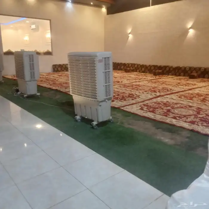تاجير مكيفات سبليت وصحراوي ومراوح رزاز كراسي ملكي وفرش ملكي 0