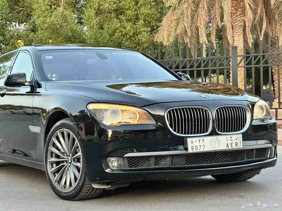 بي ام دبليو 750i 5