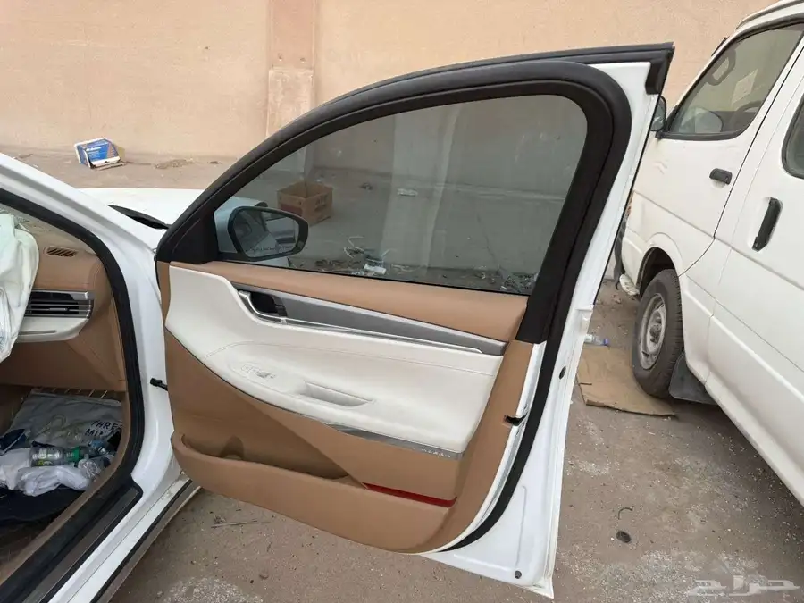 ازيرا 2021للبيع بحالتها لتواصل وتس فقط 8