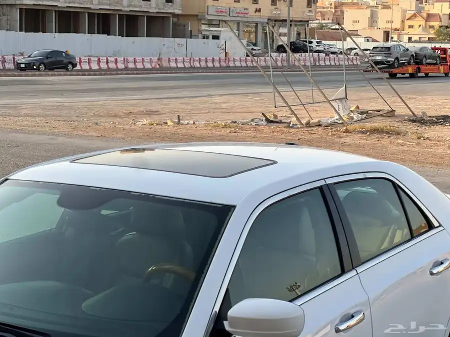 كرايزلر 2014 8 سلندر 5.7 فل كامل للبيع 13