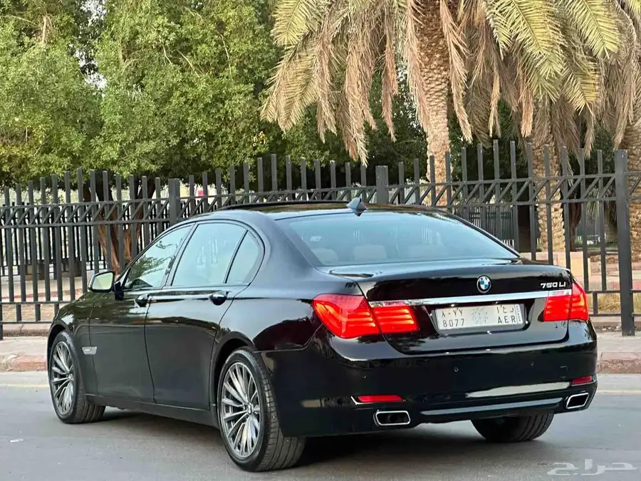 بي ام دبليو 750i 10
