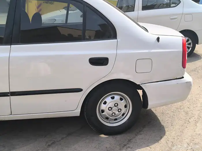 هيونداي أكسنت 2002 كل قطع الغيار وكالة السيارة بحالة جيدة 2