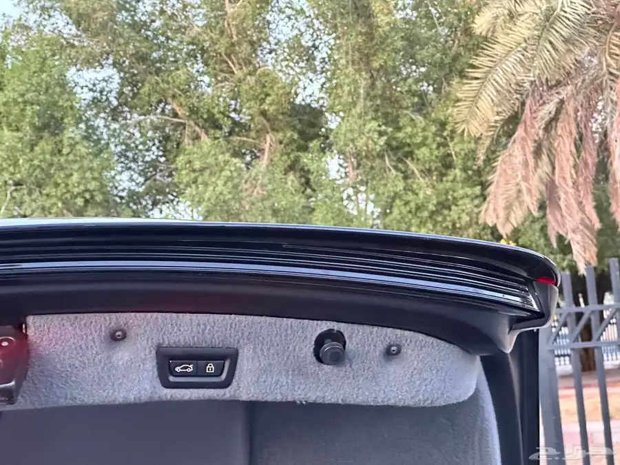 بي ام دبليو 750i 17