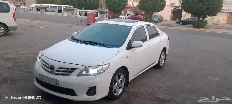للبيع كورلا و اكسبدشن و كيا سيراتو 3