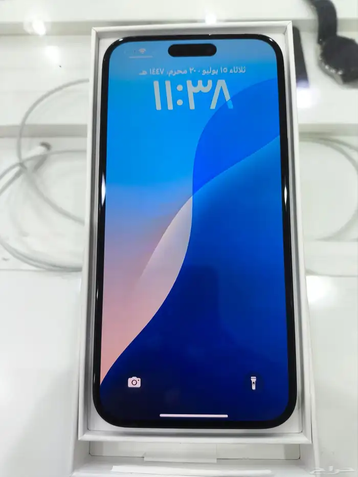 تم البيع أيفون 16 بلس شبه جديد 5