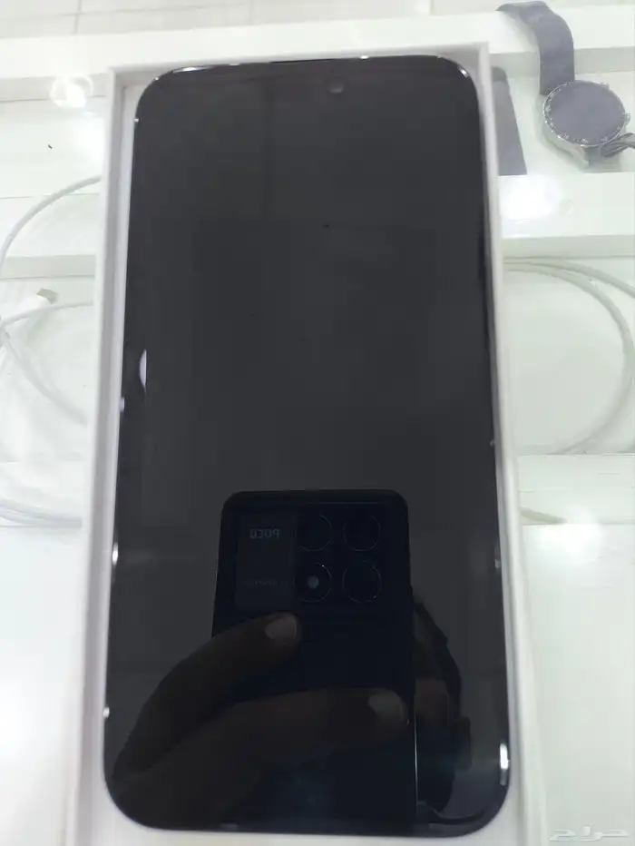 تم البيع أيفون 16 بلس شبه جديد 4