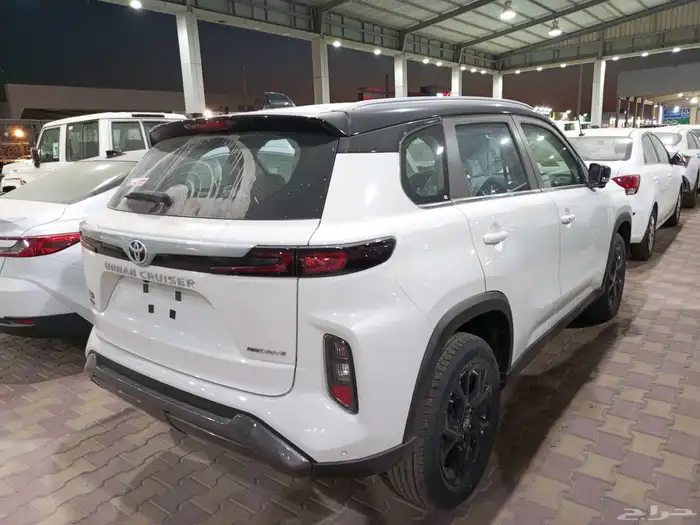 تويوتا اوربان 2025جي ال اكس فل كامل 3