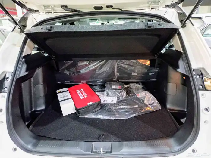 تويوتا اوربان 2025جي ال اكس فل كامل 4