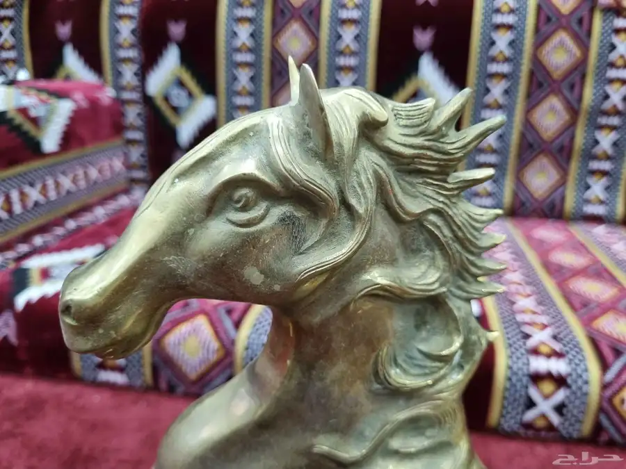حصان نحاسي تراثي الوزن 3 كيلو العرض 40 سم 9