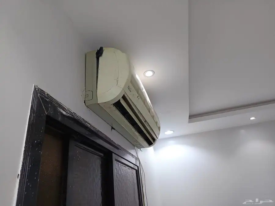 مكيف اسبليت تم البيع 3