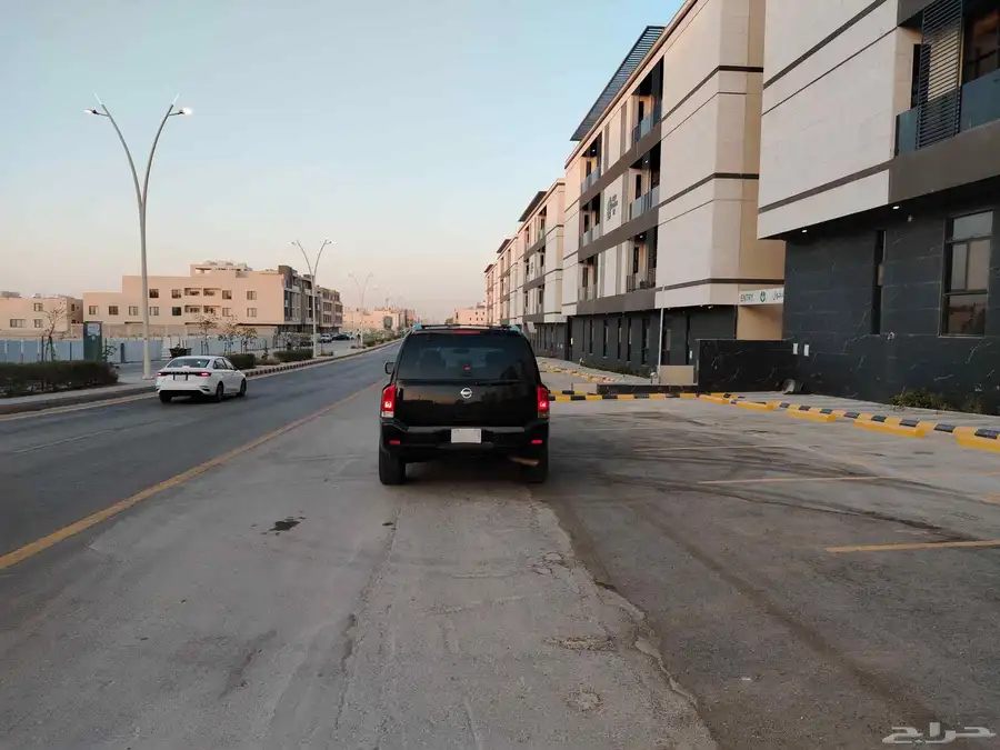 نيسان أرمادا موديل 2011 مفحوصة الماكينة والجير على الشرط 0