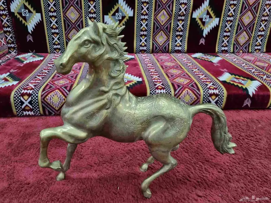 حصان نحاسي تراثي الوزن 3 كيلو العرض 40 سم 0