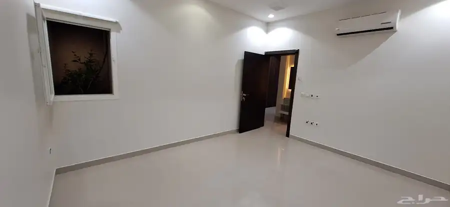 شقة غرفة واحدة ومطبخ وصالة كبيرة ودورة مياهOne-room apartmen 8