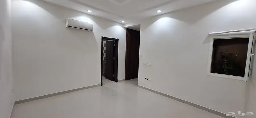 شقة غرفة واحدة ومطبخ وصالة كبيرة ودورة مياهOne-room apartmen 1