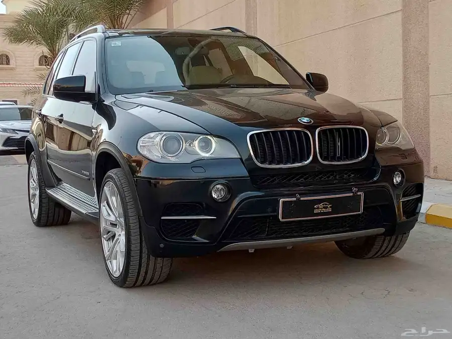 بي ام دبليو ( 2011 ) X5 نظيف بحالة ممتازة 1