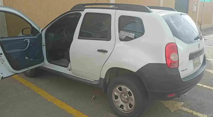رينو داستر 2014 9