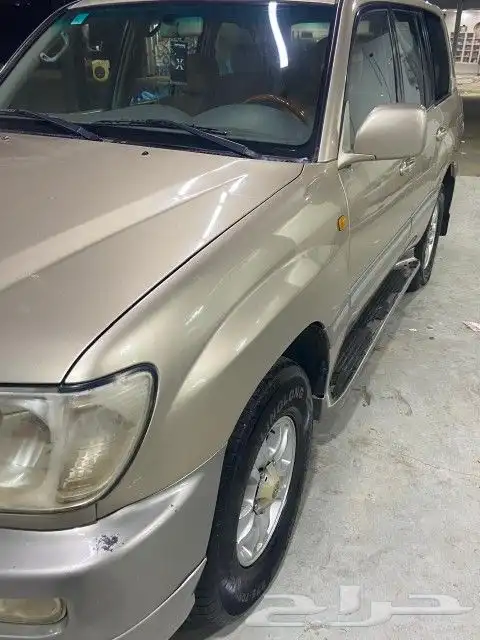 صالون لاندكروزر موديل 2007 2