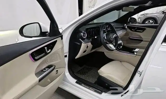 مرسيدس C300 2023 استيراد كوريا 7